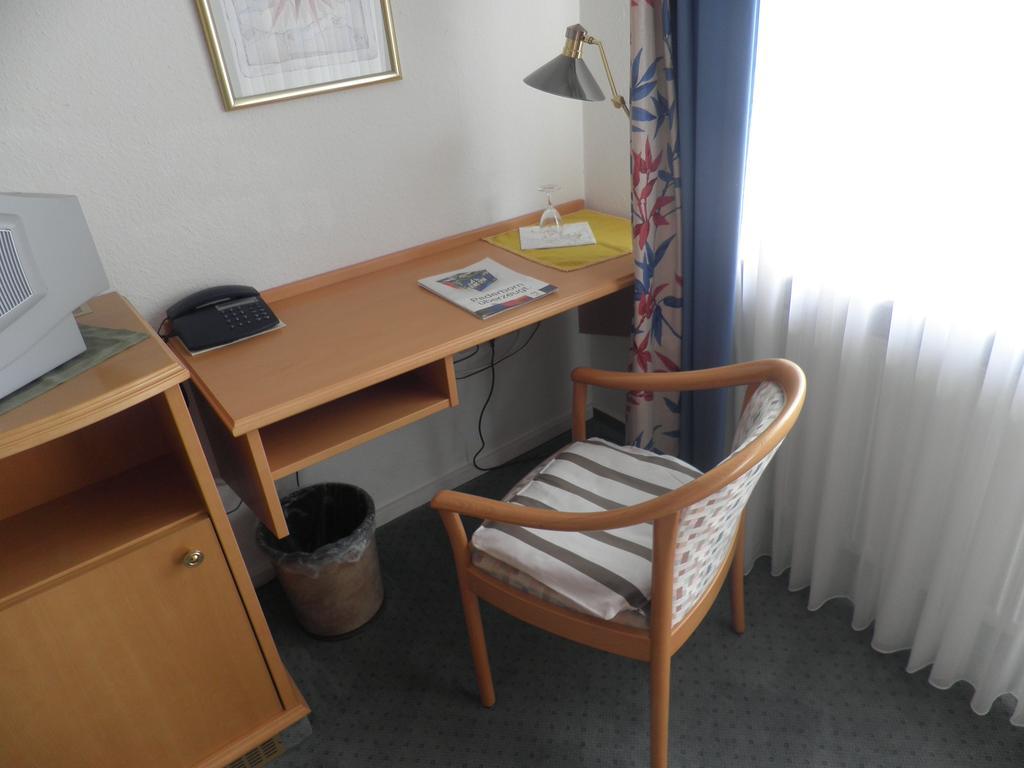 Hotel Haarener Hof Bad Wunnenberg Phòng bức ảnh